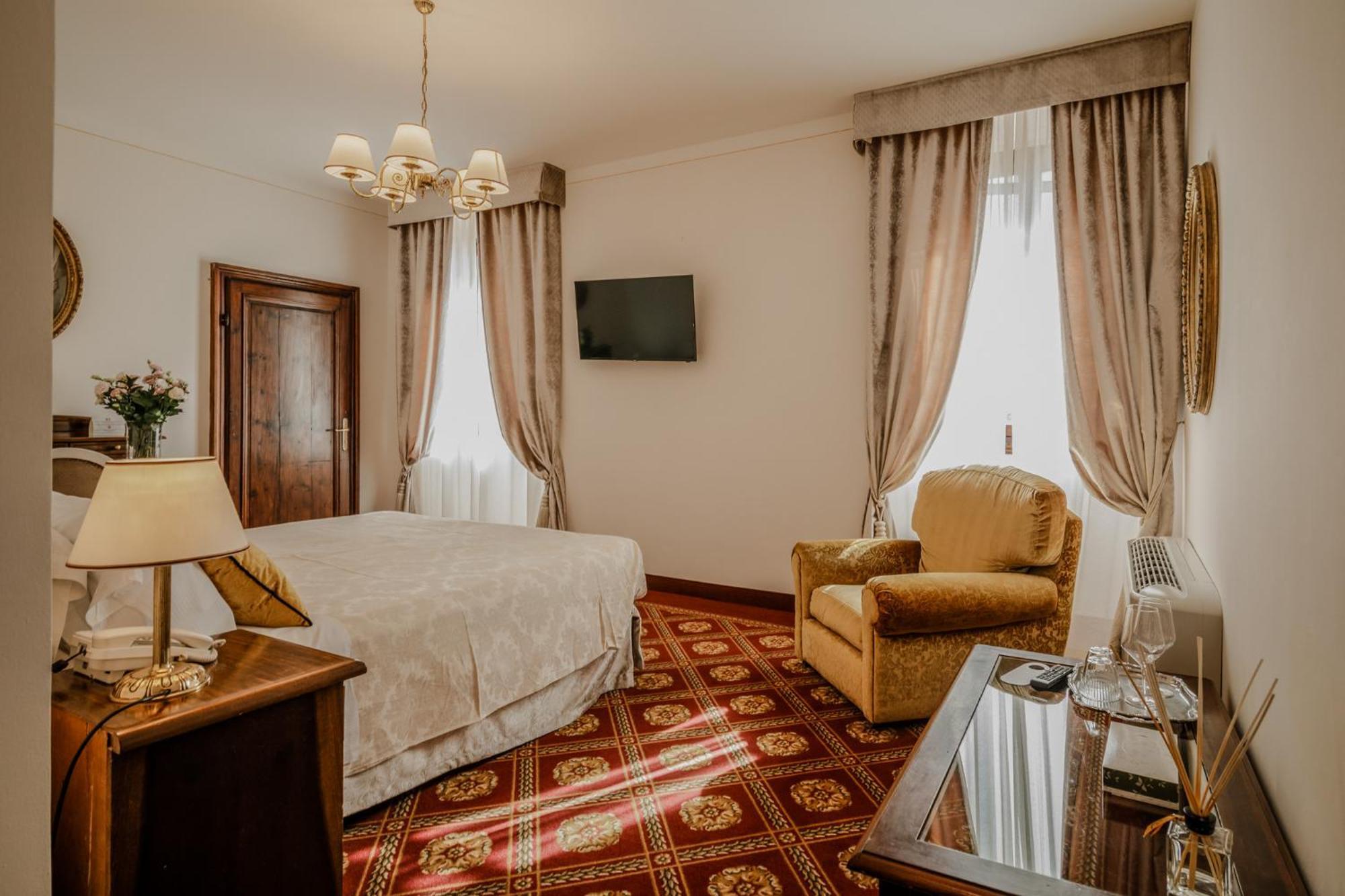 Villa Lecchi Hotel Wellness Colle Val D'Elsa Ngoại thất bức ảnh